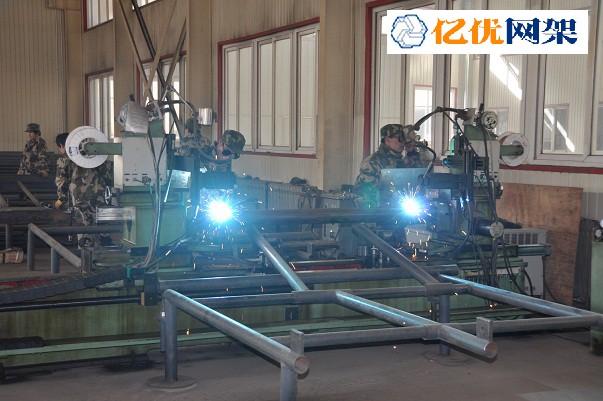 宣武螺栓球网架加工车间